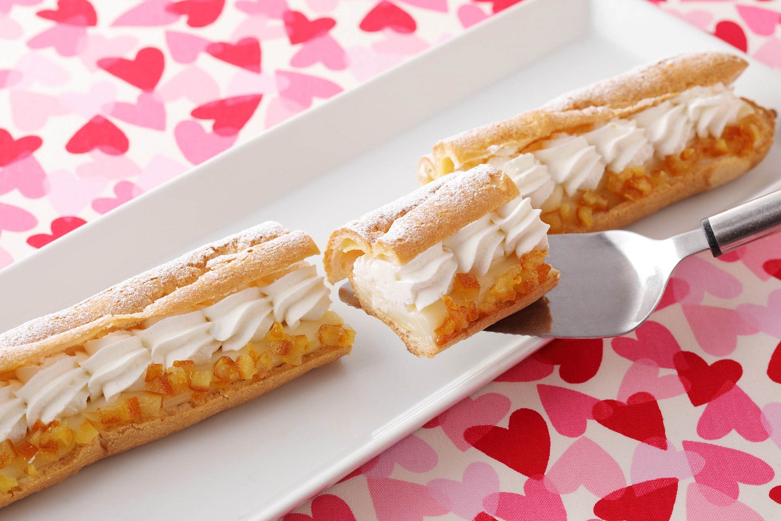 甘酒のロングシュー／画像提供：スイーツパラダイス