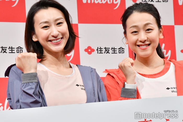 (左から)浅田舞、浅田真央(C)モデルプレス