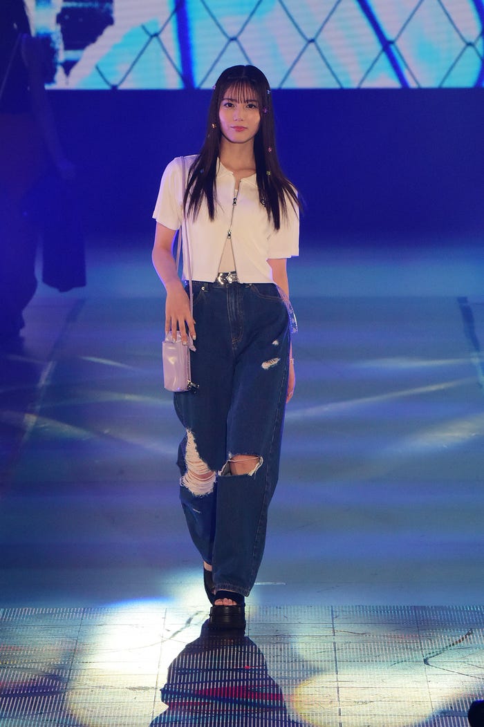 小坂菜緒(C)Rakuten GirlsAward 2023 S/S