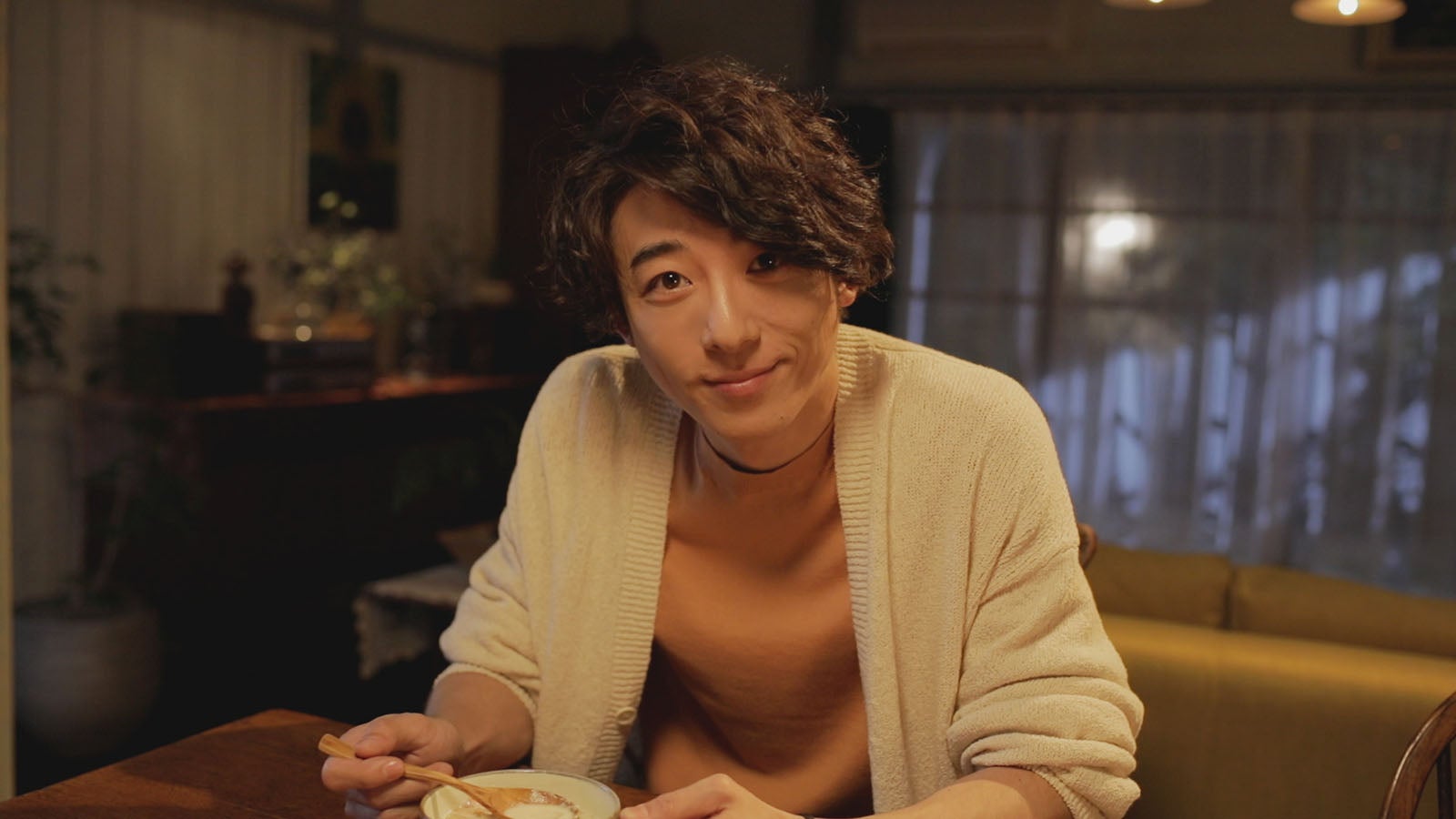 高橋一生（提供写真）