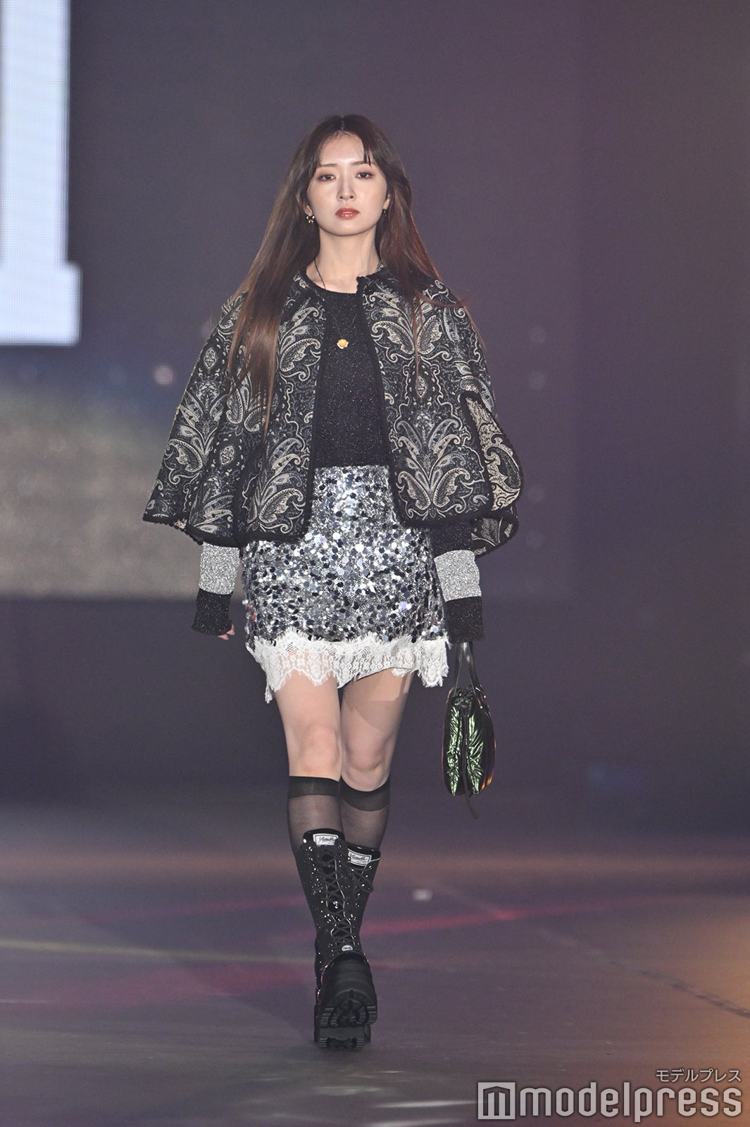 （C）モデルプレス