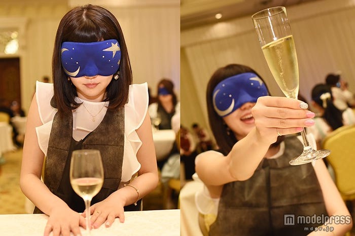 シェフの合図で乾杯/モデル:河西里音