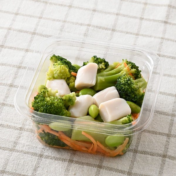 増量 ごま油が香る!ホタテ風味の緑野菜サラダ(税込338円)/提供画像
