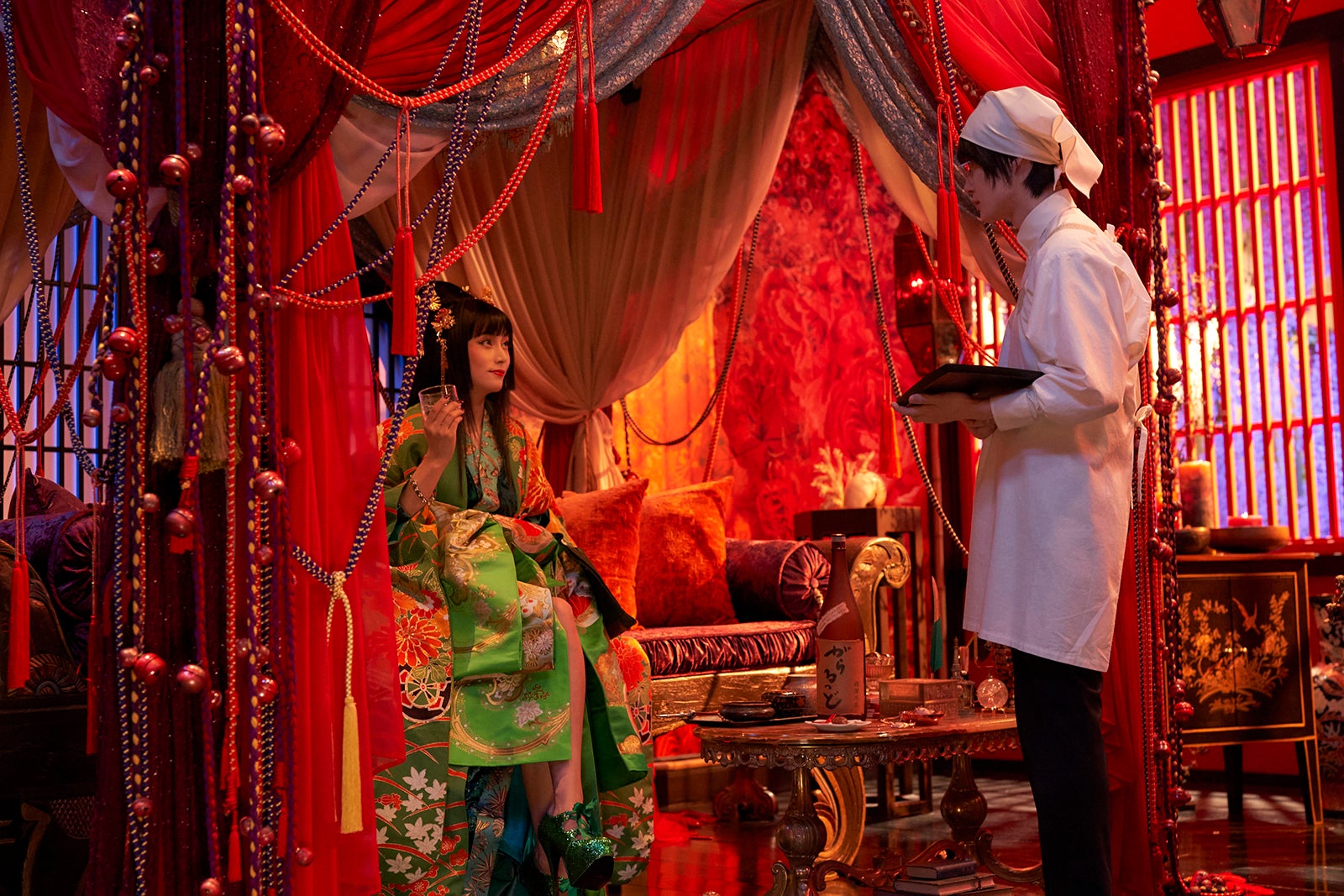 柴咲コウ、神木隆之介 （C）CLAMP・ShigatsuTsuitachi CO.,LTD.／講談社