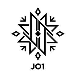 JO1「WANDERING」ロゴ（C）LAPONE ENTERTAINMENT