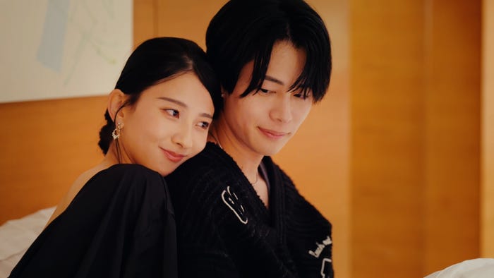 アオイ、あり「LOVE POWER KINGDOM〜恋愛強者選挙〜」(C)AbemaTV,Inc