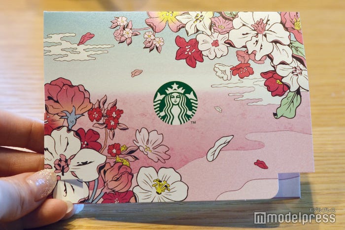 ギフトAR対応のギフトカード(C)モデルプレス