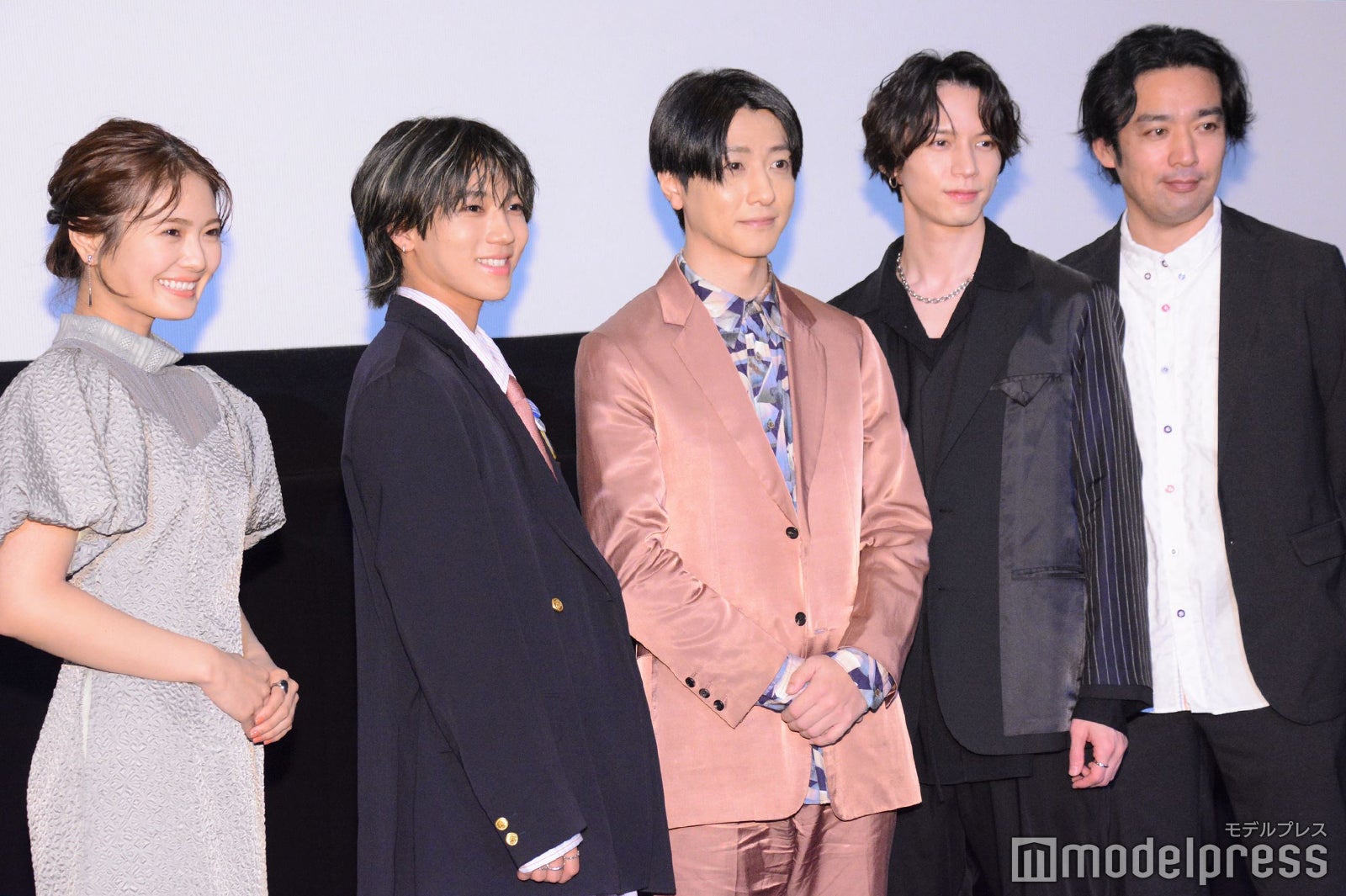 （左から）清宮レイ、安井謙太郎、鈴木拡樹、北村諒、柴崎貴行監督 （C）モデルプレス