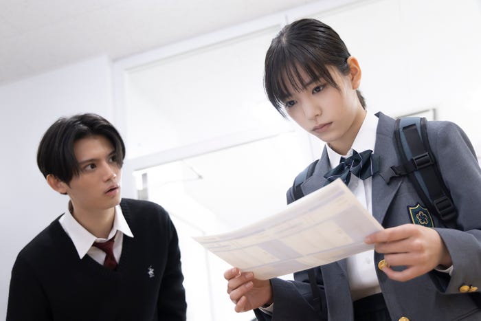 藤原大祐、當真あみ「ちはやふる−めぐり−」第2話(C)日本テレビ