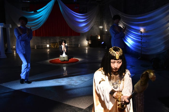 剛力彩芽、鳥居みゆき/「家政夫のミタゾノ」第6話より(C)テレビ朝日