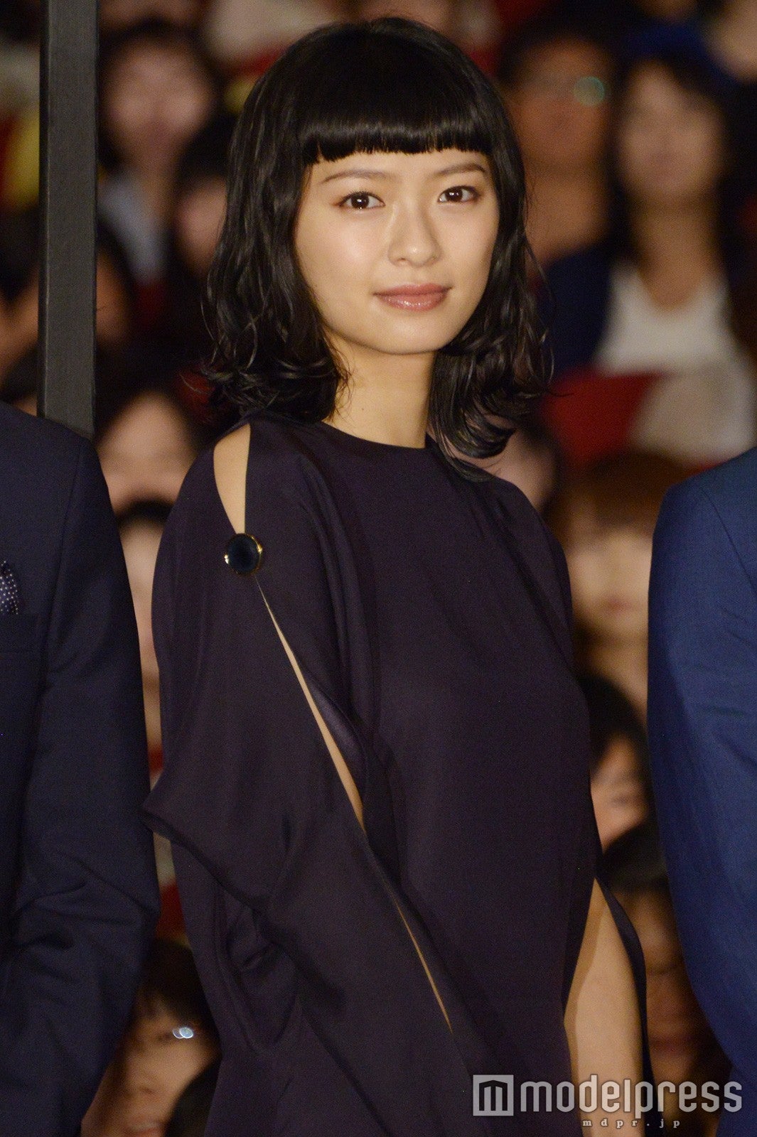 画像1/30) 綾野剛、榮倉奈々が感慨「とても幸せ」 “座長”佐藤