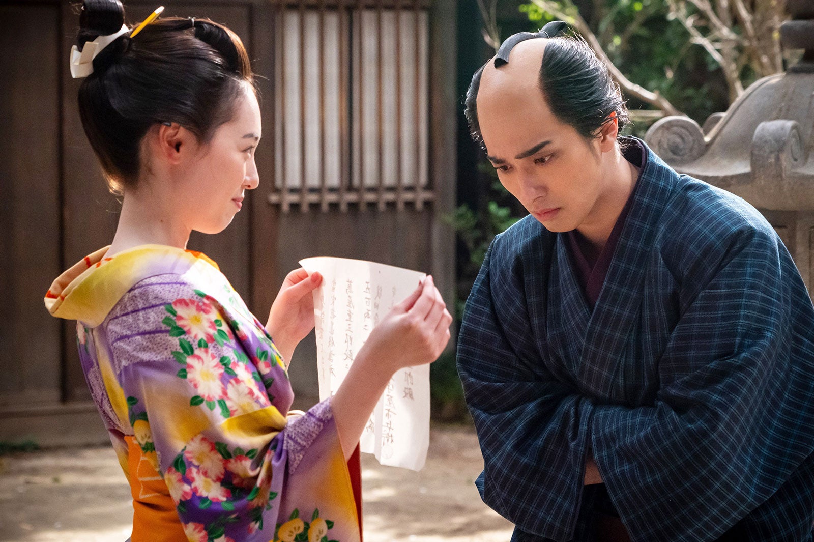 福原遥、横浜流星「べらぼう～蔦重栄華乃夢噺～」第19話（C）NHK