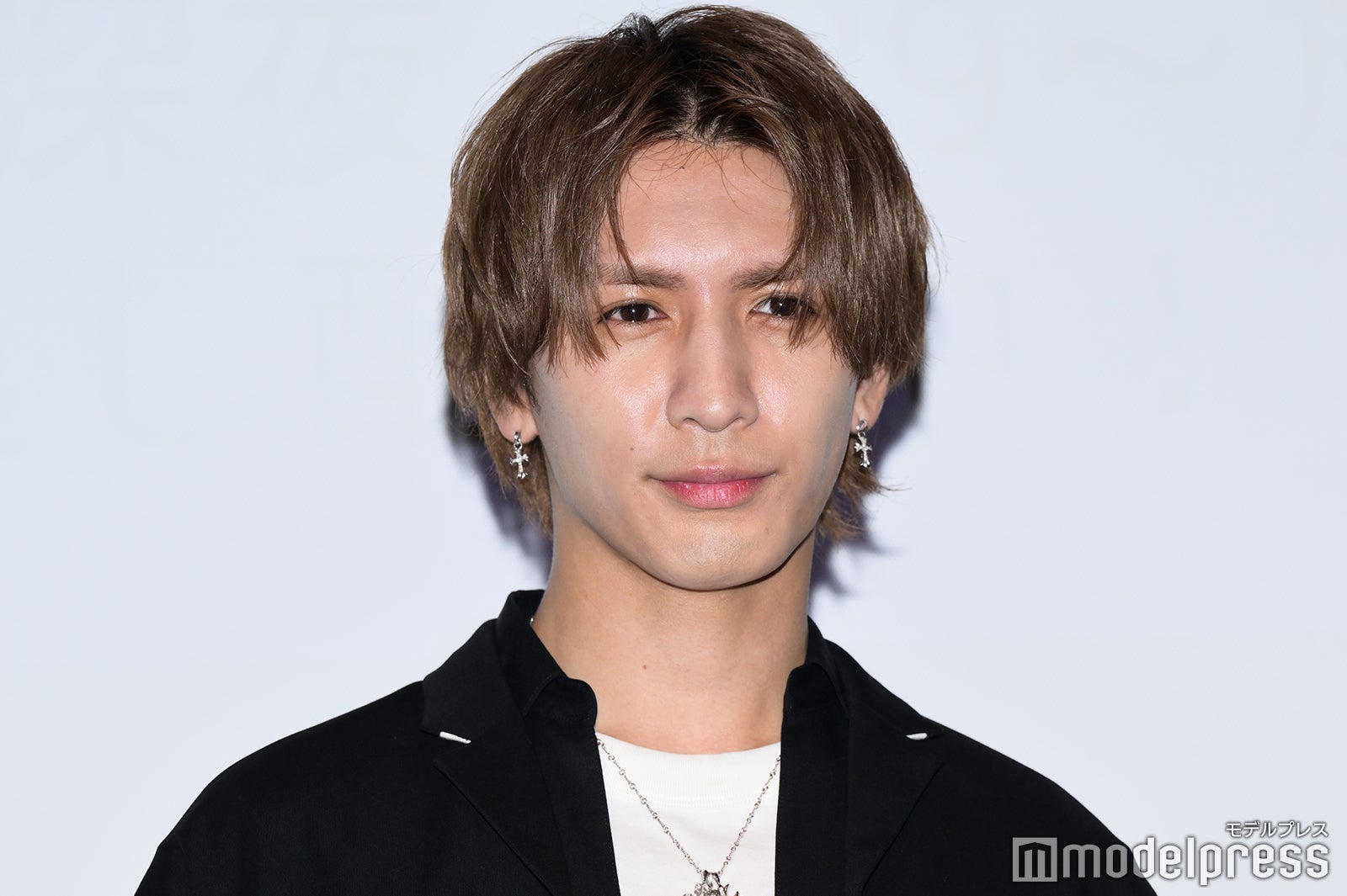 藤井流星 公式写真 闇