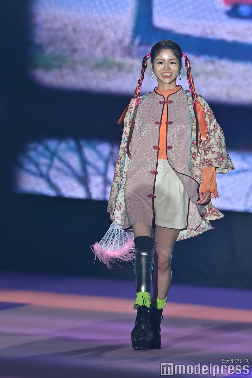 （C）モデルプレス