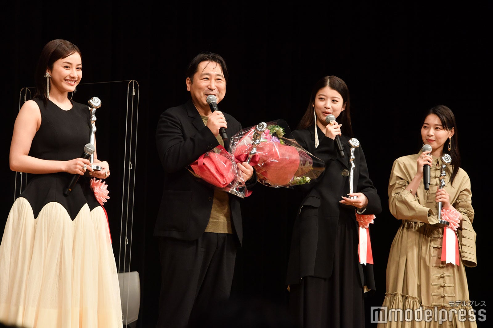 平祐奈、小林啓一監督、馬場ふみか、西野七瀬 （C）モデルプレス