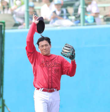 広島・新井監督が先発転向の栗林を評価「良い表情をしている」 躍進劇続くドラ1・平川には「これ以上言いようがない」