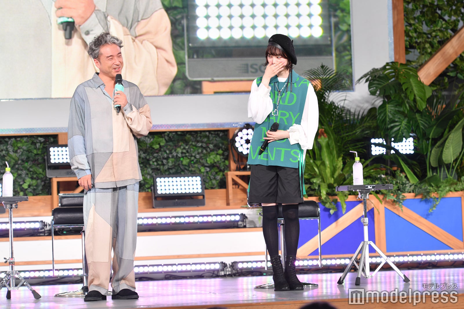 ムロツヨシ、平手友梨奈（C）モデルプレス