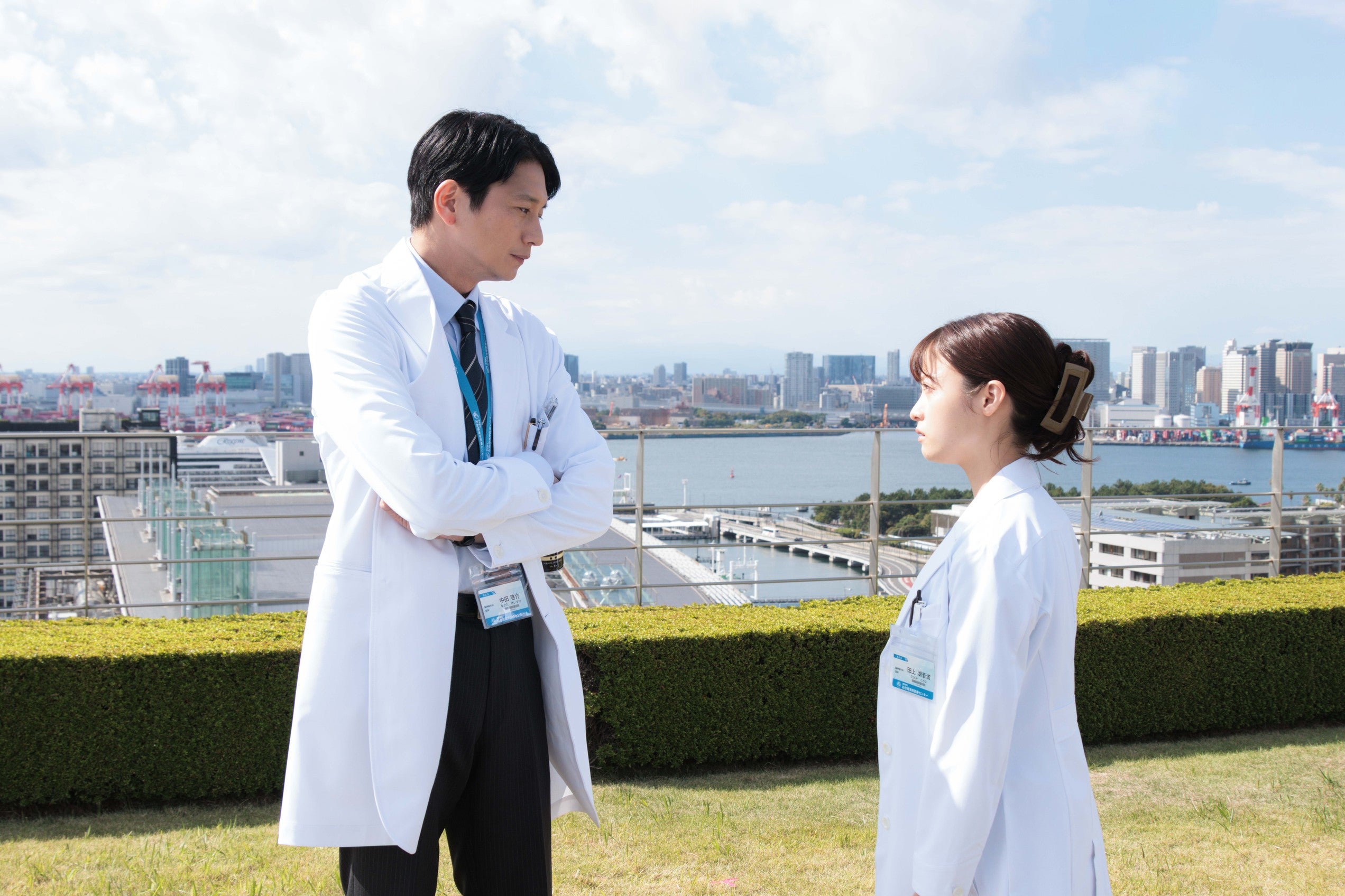 向井理、橋本環奈「ヤンドク！」第1話（C）フジテレビ