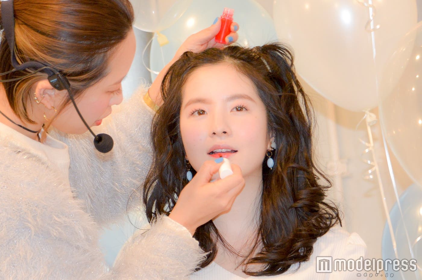 みずみずしいのにしっかり色づくティントは女子の強い味方/モデル:橘田岬(C)モデルプレス