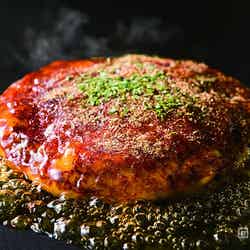 カラメル&とろっとカスタードの「クレームブリュレお好み焼き」が誕生/画像提供:道とん堀【モデルプレス】