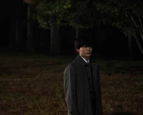 なにわ男子・長尾謙杜、物語の鍵握る若手社員を怪演 新場面写真解禁「今この作品が日本で描かれることの大切さを感じました」【俺ではない炎上】