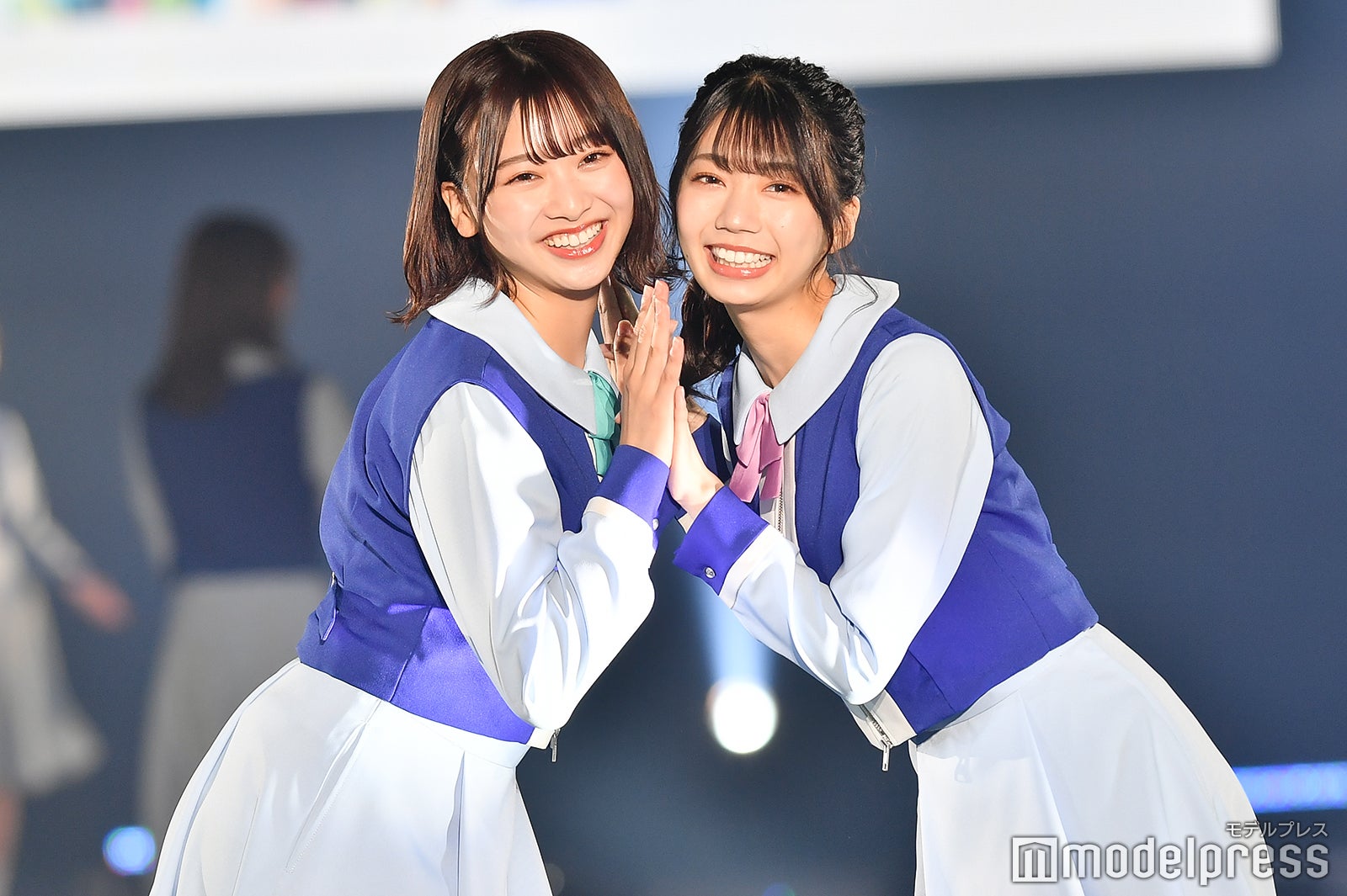 富田鈴花、高本彩花 （C）モデルプレス