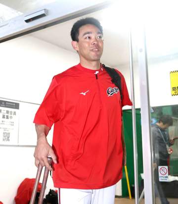 広島ドラ1平川離脱で秋山スタメン 世代交代が進み今季初「プレーしながらだったら、伝えられることも多い」