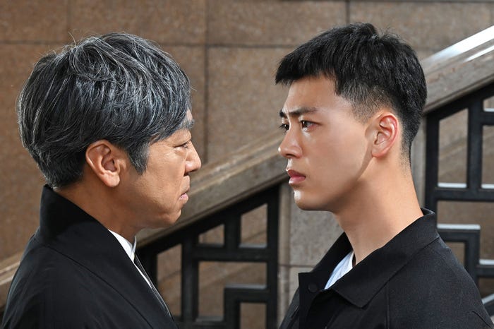 香川照之、竹内涼真「六本木クラス」第9話より(C)Kwang jin/tv asahi