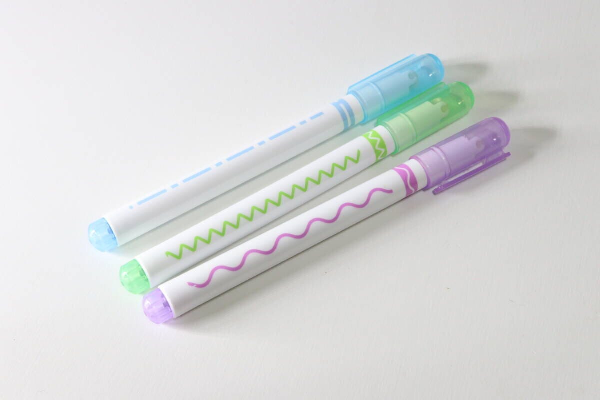 ダイソーのローラー付きカラーペン（点線、波線、3本）のビジュアル