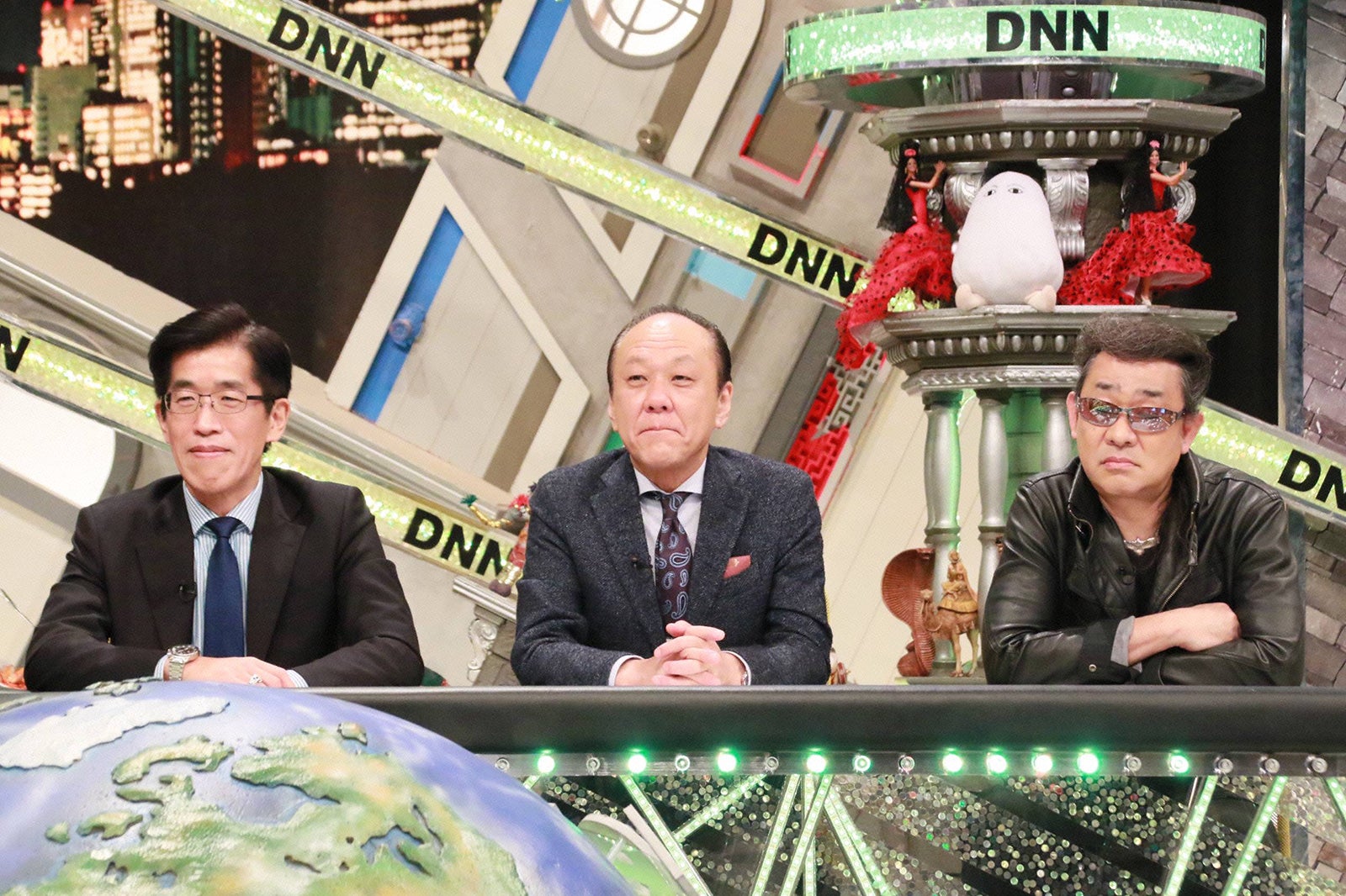 岸博幸、出口保行、五箇公一（C）フジテレビ