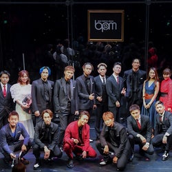 Exile Takahiroの Heavenly White がレアすぎる 黒木啓司 Flower鷲尾伶菜のスペシャルコラボも 至近距離ライブ にファン歓喜 セットリスト モデルプレス