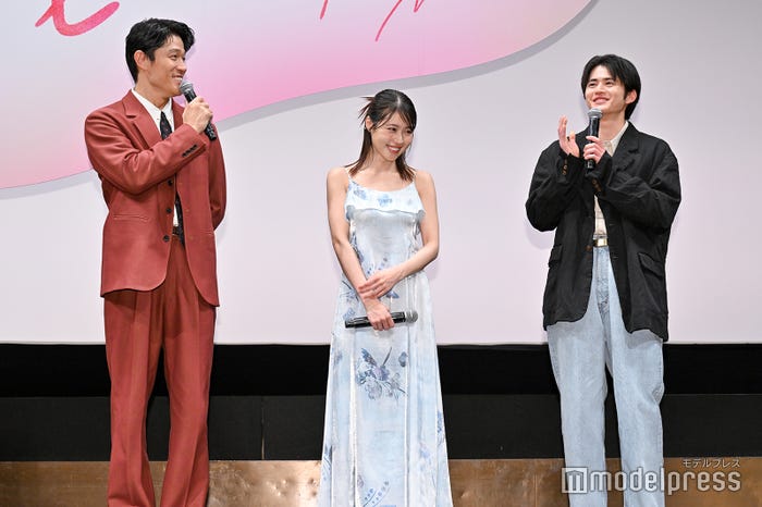 鈴木亮平、有村架純、鈴鹿央士(C)モデルプレス