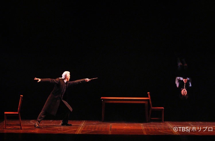 藤原竜也（右）（C）TBS／ホリプロ