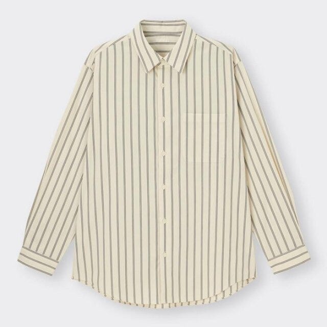 GU　メンズシャツ　ワントーンコーデ　爽やか　asuka　イラスト　ブロードシャツ