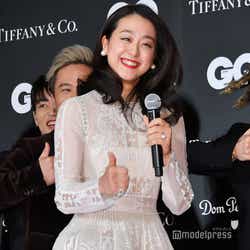 モデルプレス - 浅田真央、DA PUMPと“いいねダンス”披露「一緒に踊れるなんて」<GQ MEN OF THE YEAR 2018>