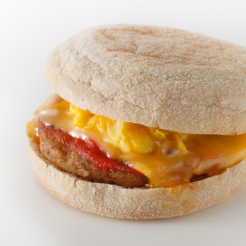 あらびきソーセージ＆スクランブルエッグ イングリッシュマフィン ¥420／画像提供：スターバックス コーヒー ジャパン