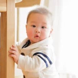 ごめんね…油断が招いた事故。今も息子に残る傷あとを見て後悔【体験談】
