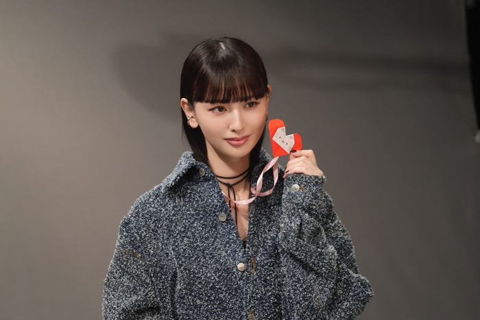 鈴木えみ(C)日本テレビ