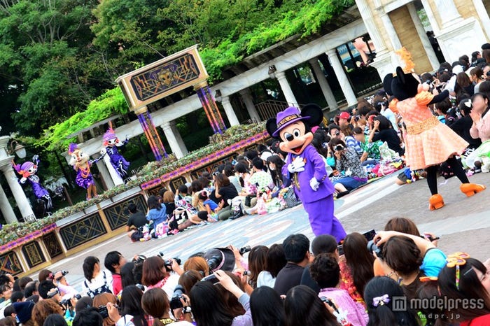 新プログラム「ニューヨーク・ハロウィーン・フォリーズ」/ミッキー