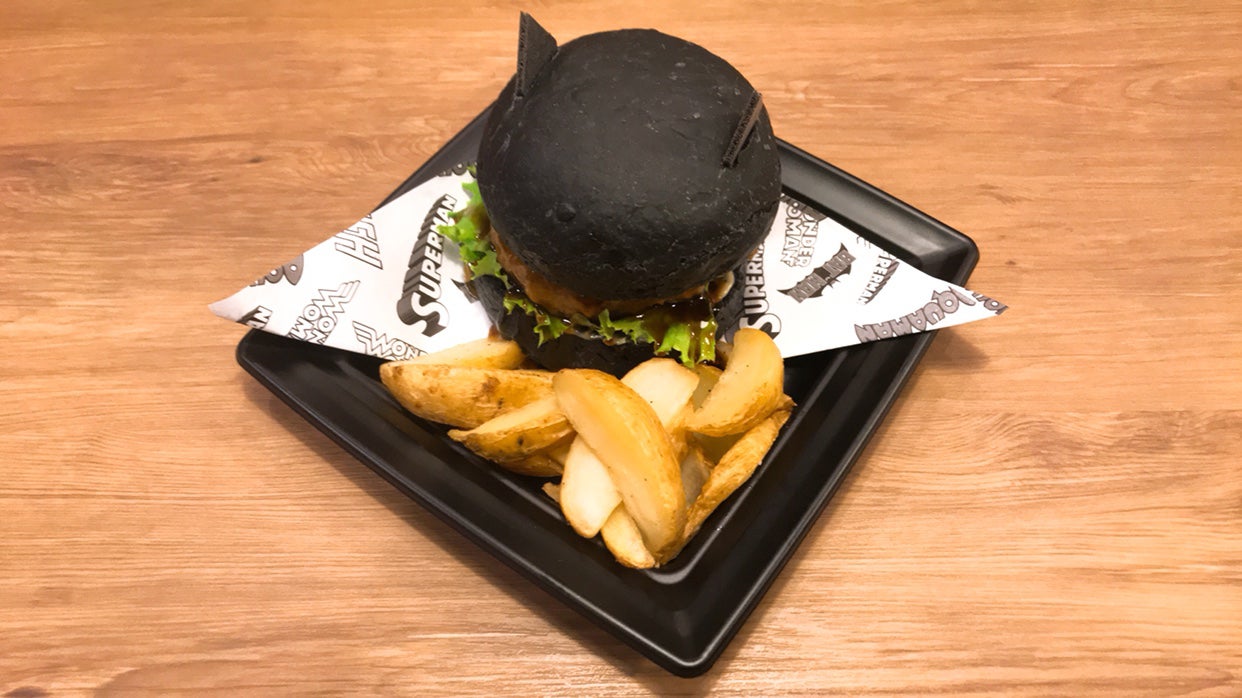 『バットマン』ハンバーガー￥1,000 （提供画像）