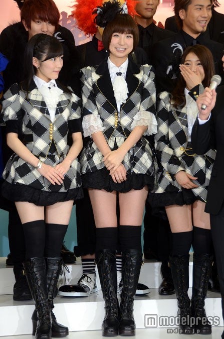 （左から）渡辺麻友、篠田麻里子、大島優子