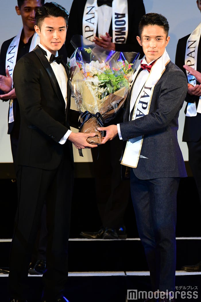 岡田雄磨さん(右) (C)モデルプレス