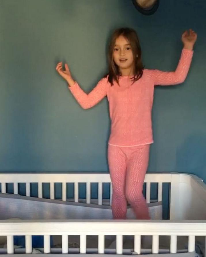 トランプ氏の可愛すぎる孫、まさかの「PPAP」披露