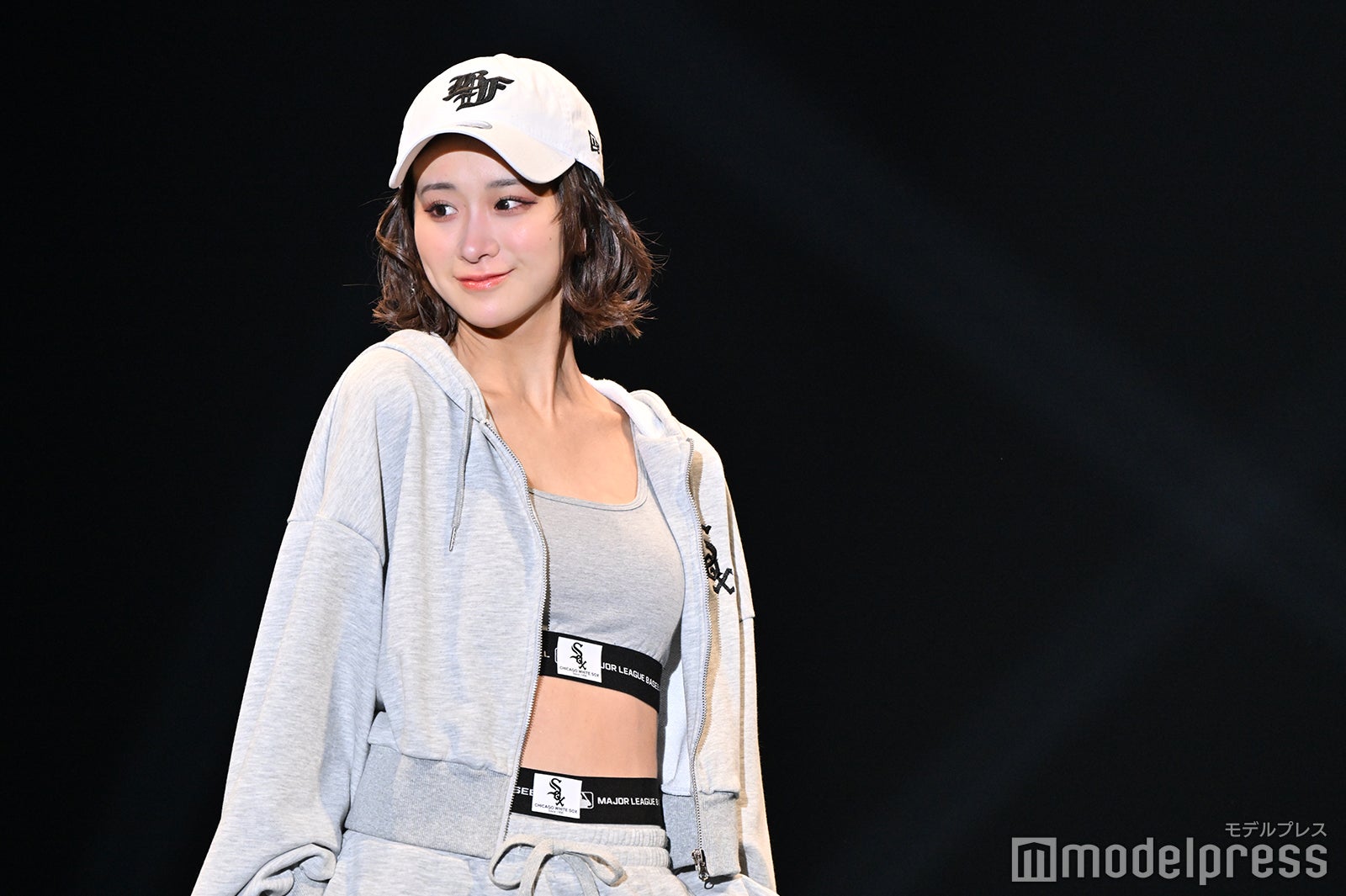 （C）モデルプレス