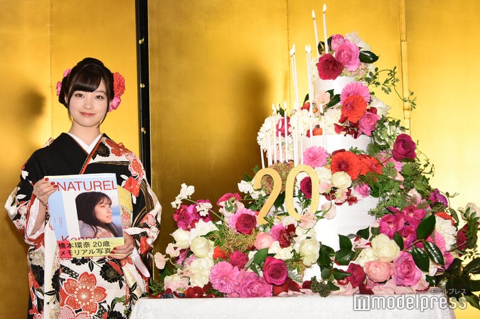 橋本環奈 振袖姿で歳の会見 初お酒はドンペリ モデルプレス 橋本環奈 振袖姿で歳の会見 初お酒はドンペリ モデルプレス