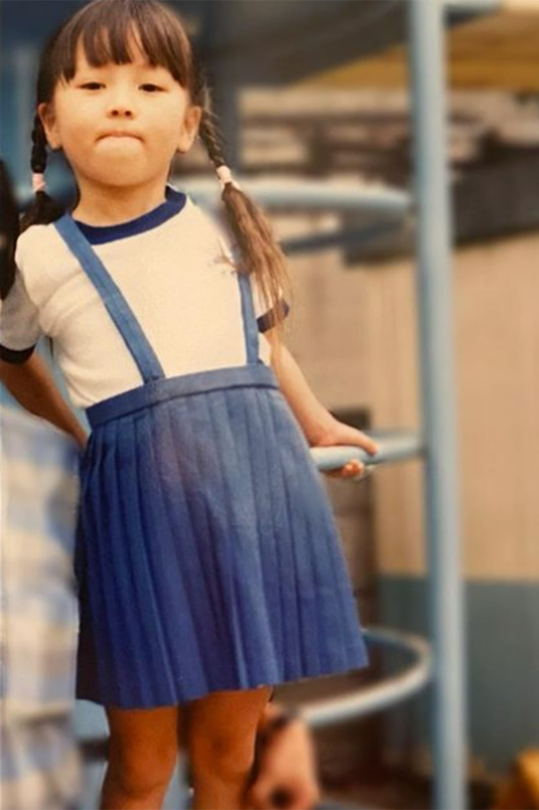 香里奈、誕生日に幼少期レアショット公開「わんぱく感がたまらん」「小さい頃から香里奈様だ」と反響殺到