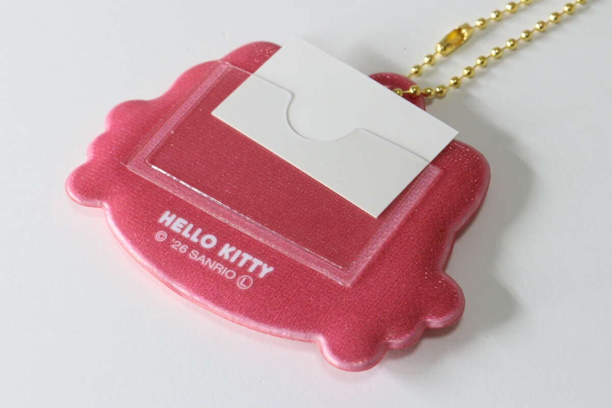 ダイソー 反射キーホルダー キティ ダイソーの反射キーホルダー キティの裏面