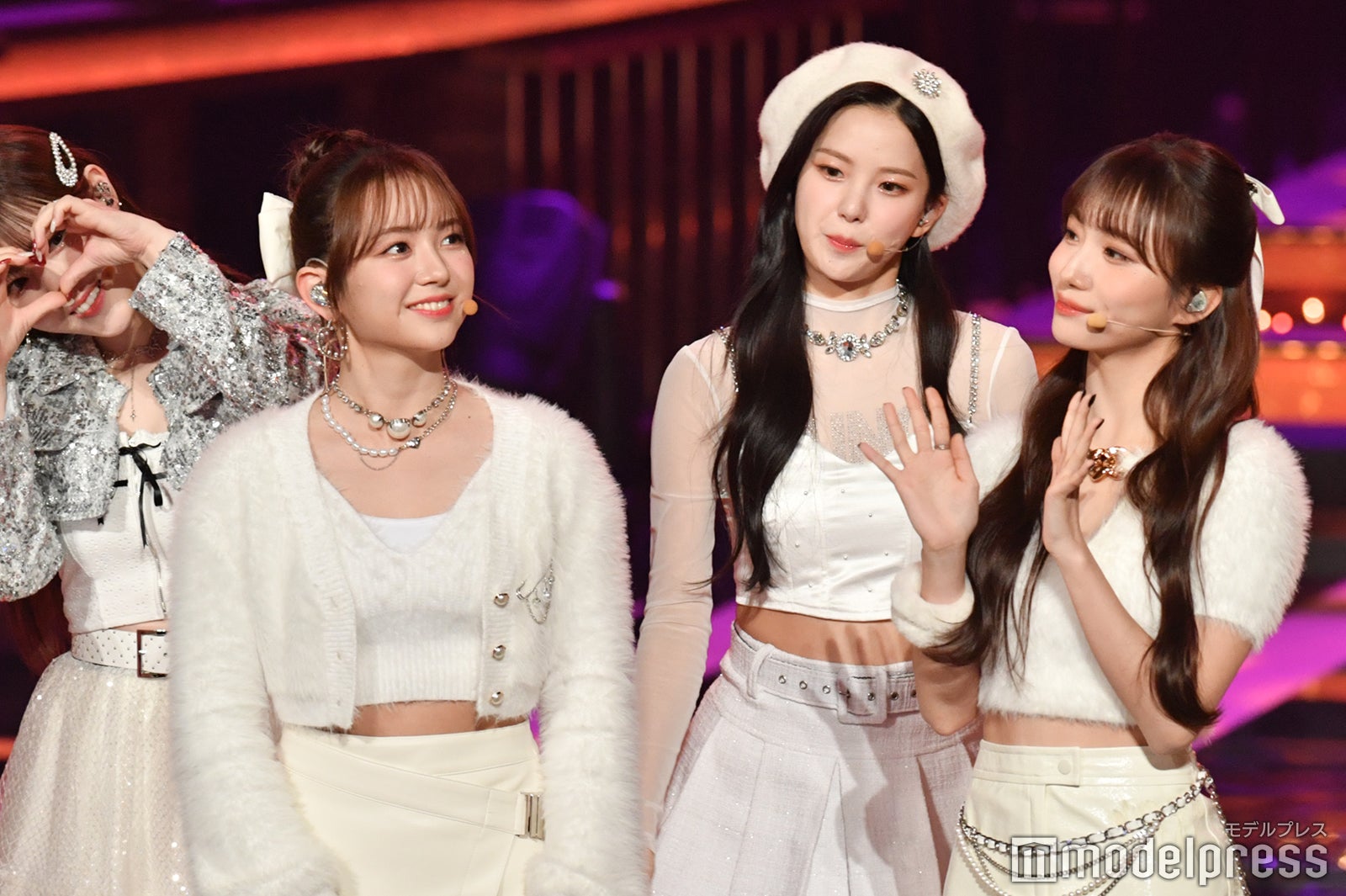 （C）モデルプレス