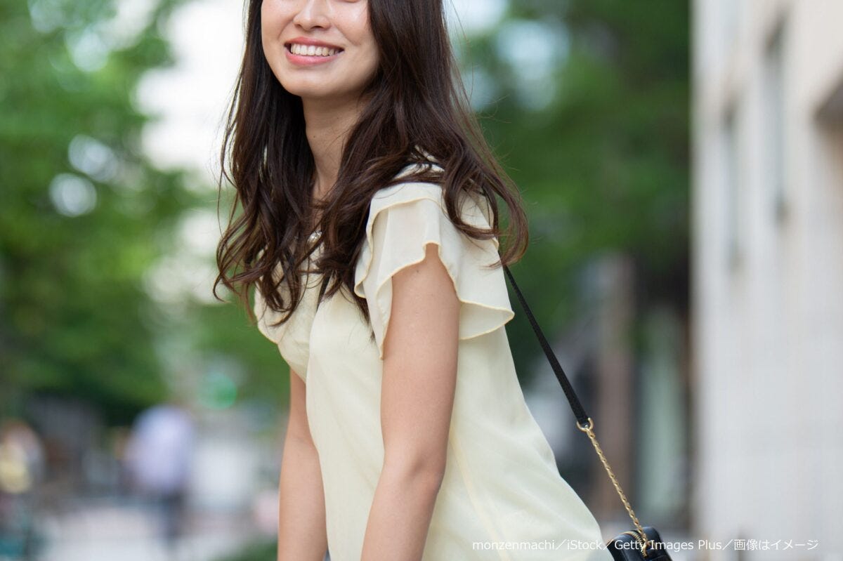 街中の女性