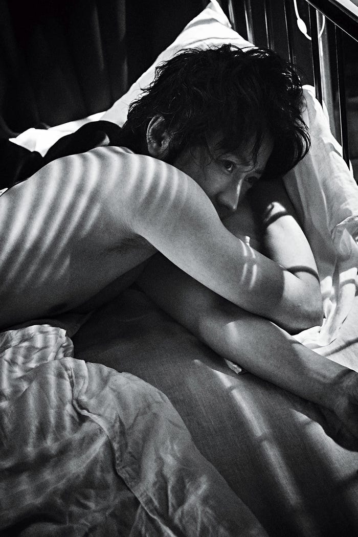 藤原竜也(画像提供:小学館)